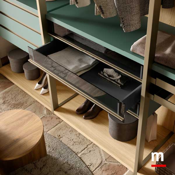 Cassettiera con frontali vetro