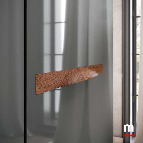 Maniglia Moon in finitura Rovere Amaranto