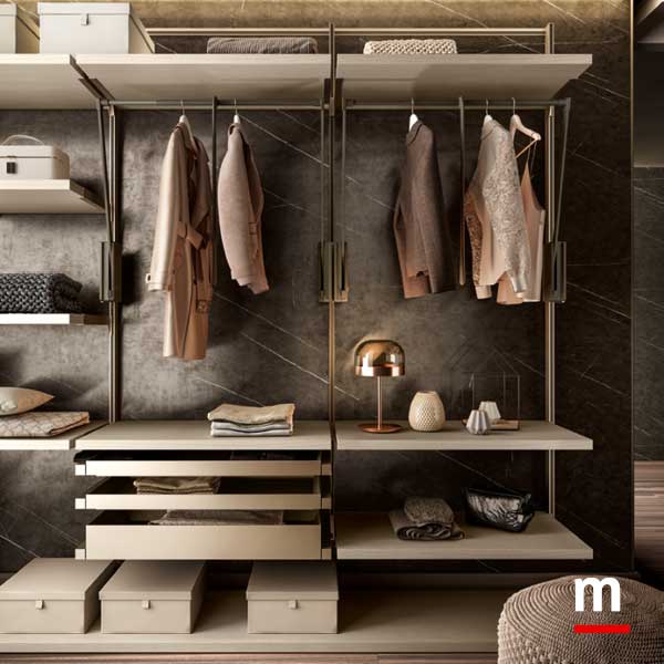 Saliscendi per abiti