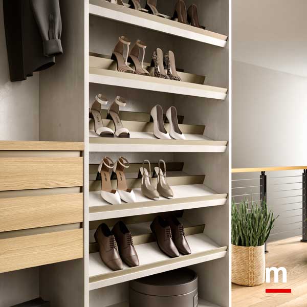 Ripiani inclinati porta scarpe