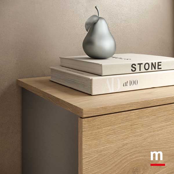Comodini con top e cassetti sporgenti Comodini con top e cassetti sporgenti