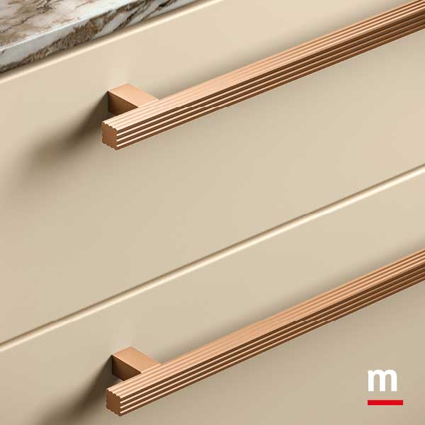 Maniglia in finitura Golden Rose Maniglia in finitura Golden Rose